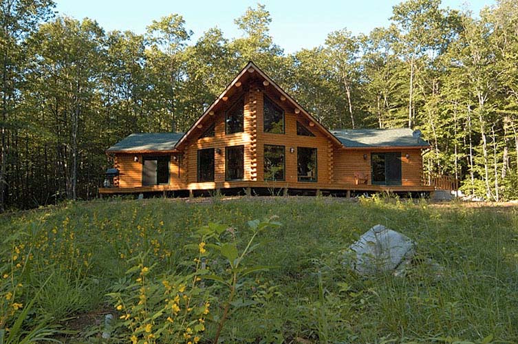 One story log home exterior