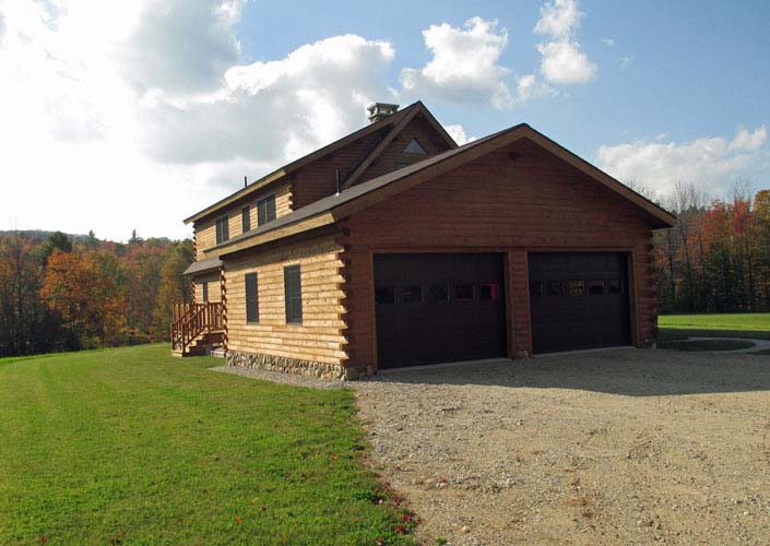 Coopersburg Log Home Garage facing driveway